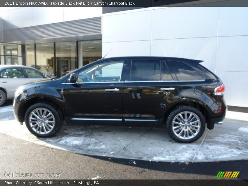 Tuxedo Black Metallic / Canyon/Charcoal Black 2011 Lincoln MKX AWD