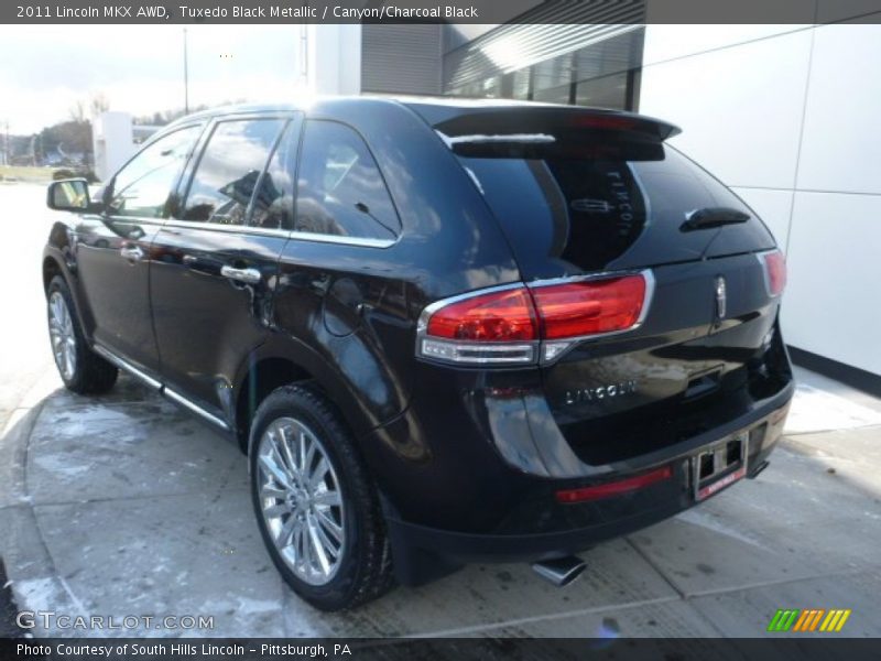 Tuxedo Black Metallic / Canyon/Charcoal Black 2011 Lincoln MKX AWD