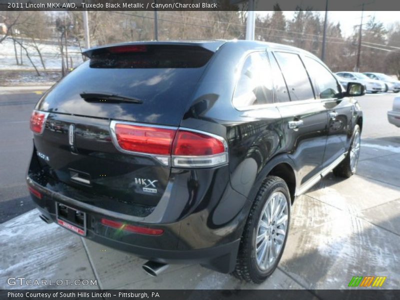 Tuxedo Black Metallic / Canyon/Charcoal Black 2011 Lincoln MKX AWD