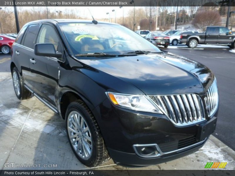 Tuxedo Black Metallic / Canyon/Charcoal Black 2011 Lincoln MKX AWD