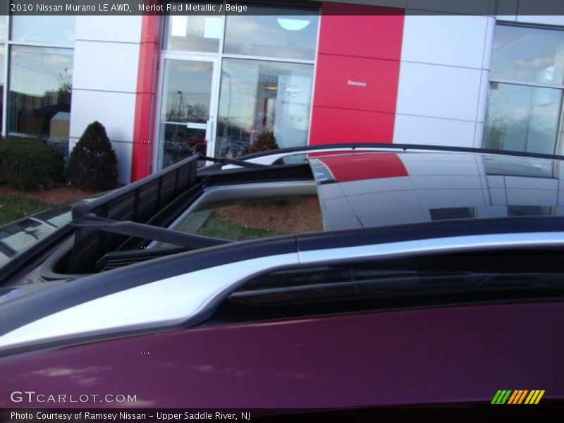 Merlot Red Metallic / Beige 2010 Nissan Murano LE AWD