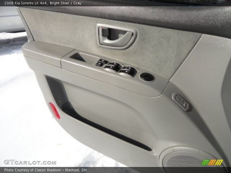 Bright Silver / Gray 2008 Kia Sorento LX 4x4