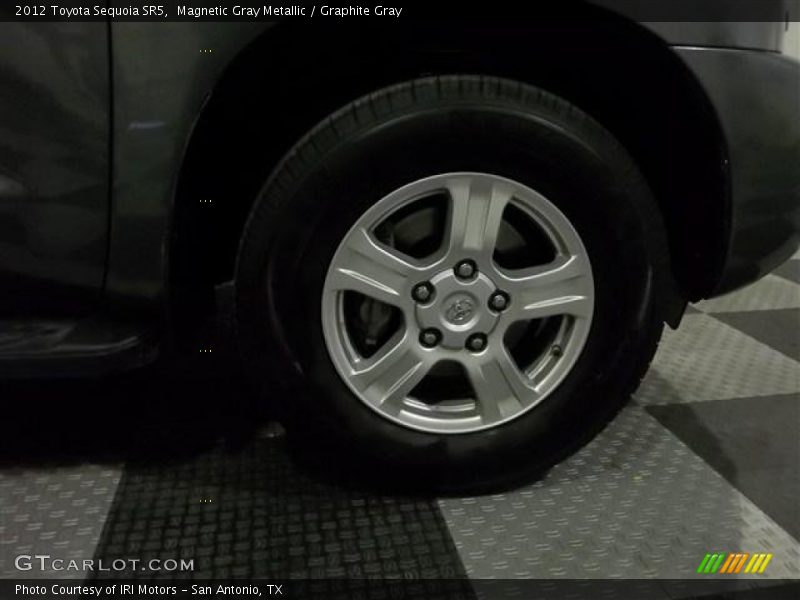 Magnetic Gray Metallic / Graphite Gray 2012 Toyota Sequoia SR5