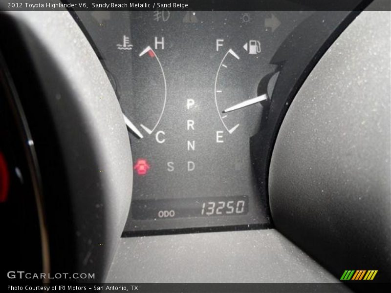 Sandy Beach Metallic / Sand Beige 2012 Toyota Highlander V6