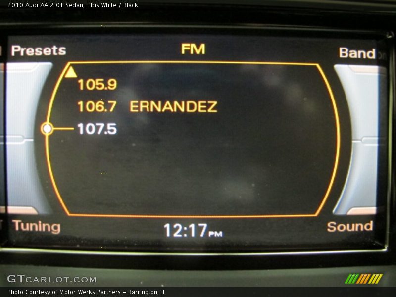 Ibis White / Black 2010 Audi A4 2.0T Sedan