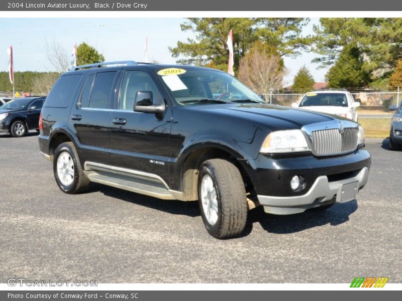 Front 3/4 View of 2004 Aviator Luxury