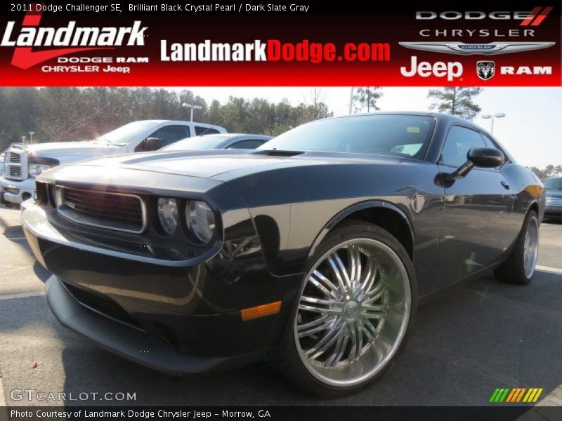 Brilliant Black Crystal Pearl / Dark Slate Gray 2011 Dodge Challenger SE