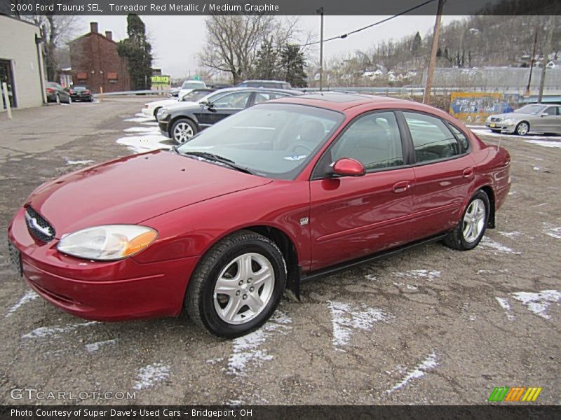 Toreador Red Metallic / Medium Graphite 2000 Ford Taurus SEL