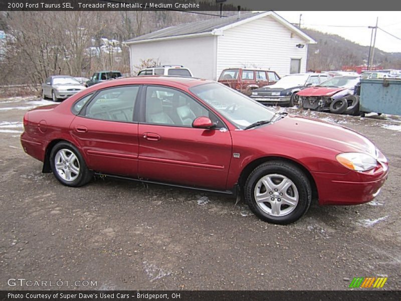 Toreador Red Metallic / Medium Graphite 2000 Ford Taurus SEL