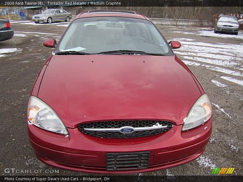 Toreador Red Metallic / Medium Graphite 2000 Ford Taurus SEL