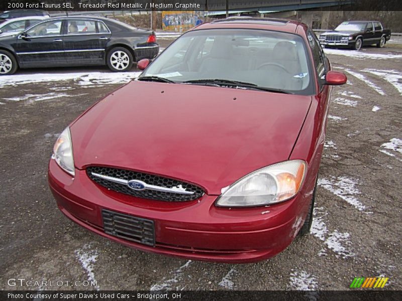 Toreador Red Metallic / Medium Graphite 2000 Ford Taurus SEL