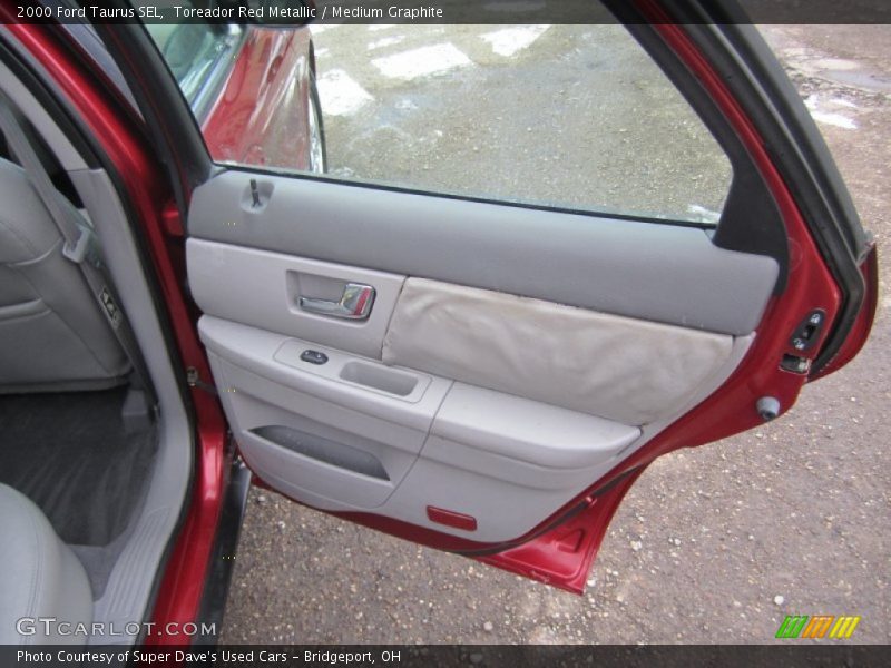 Toreador Red Metallic / Medium Graphite 2000 Ford Taurus SEL