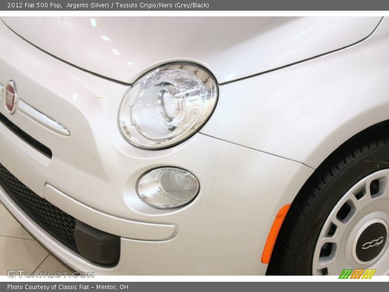 Argento (Silver) / Tessuto Grigio/Nero (Grey/Black) 2012 Fiat 500 Pop