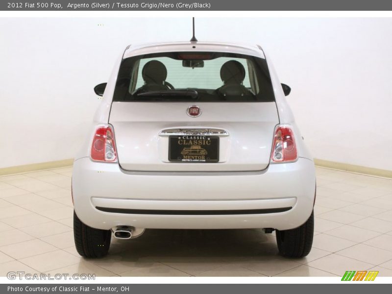 Argento (Silver) / Tessuto Grigio/Nero (Grey/Black) 2012 Fiat 500 Pop