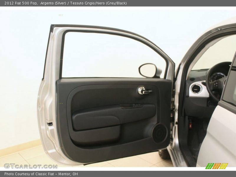 Argento (Silver) / Tessuto Grigio/Nero (Grey/Black) 2012 Fiat 500 Pop
