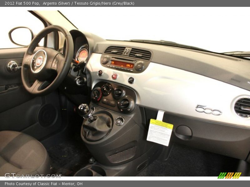 Argento (Silver) / Tessuto Grigio/Nero (Grey/Black) 2012 Fiat 500 Pop