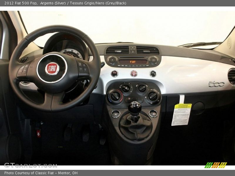 Dashboard of 2012 500 Pop