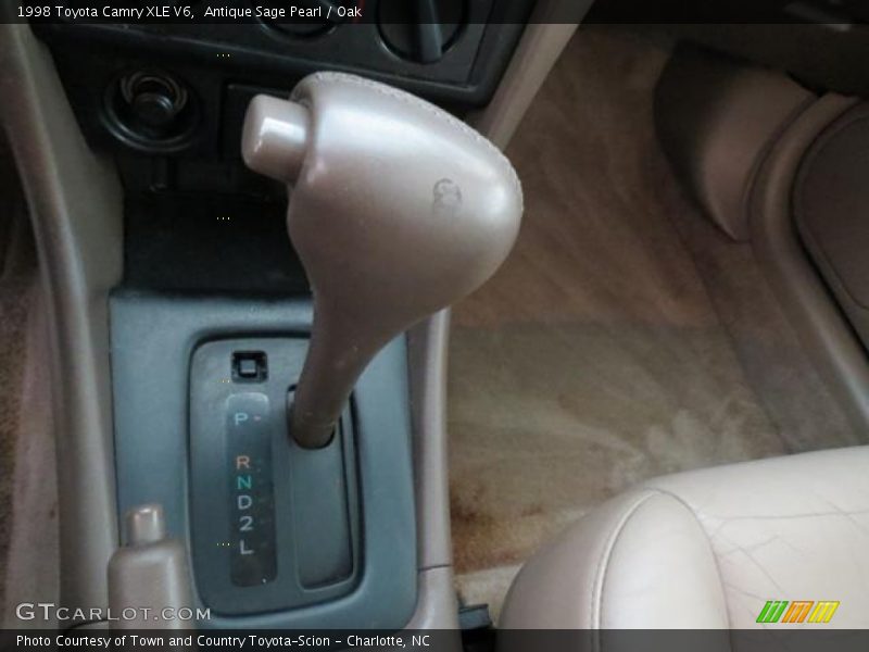  1998 Camry XLE V6 4 Speed Automatic Shifter