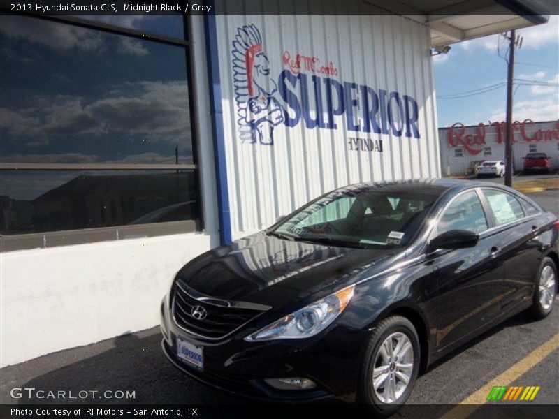 Midnight Black / Gray 2013 Hyundai Sonata GLS