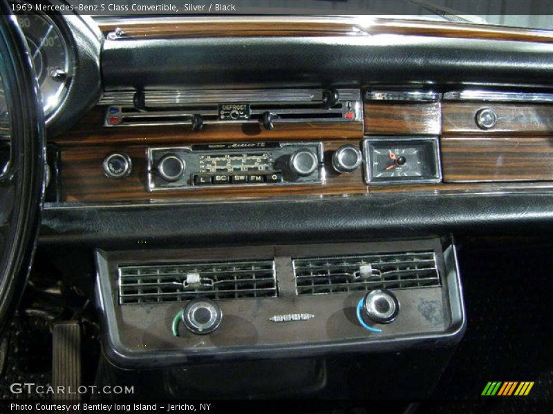 Silver / Black 1969 Mercedes-Benz S Class Convertible