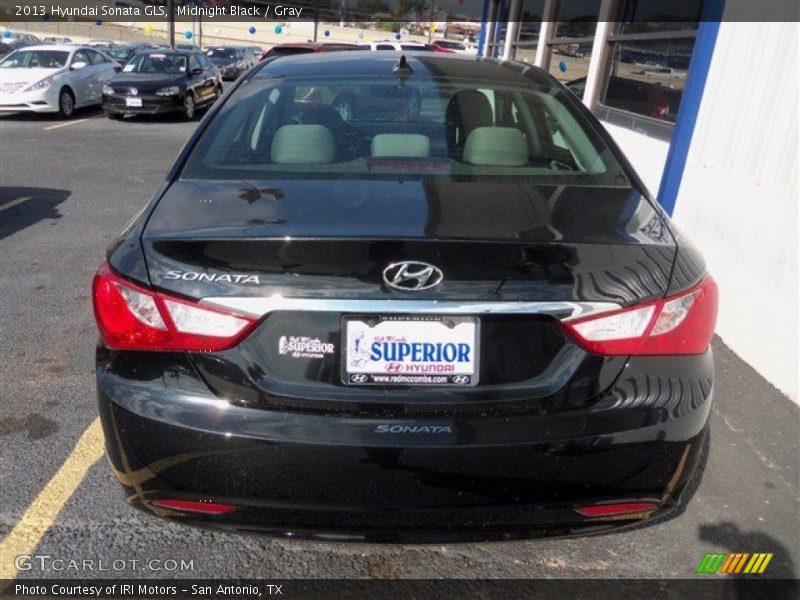 Midnight Black / Gray 2013 Hyundai Sonata GLS