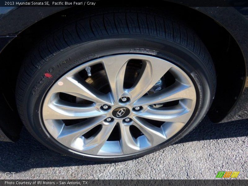 Pacific Blue Pearl / Gray 2013 Hyundai Sonata SE