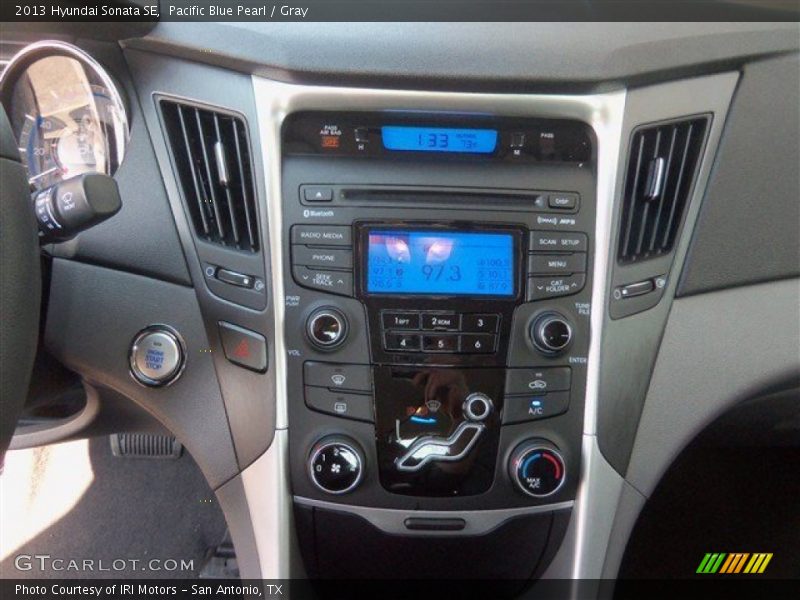 Pacific Blue Pearl / Gray 2013 Hyundai Sonata SE