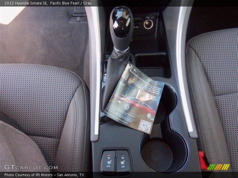 Pacific Blue Pearl / Gray 2013 Hyundai Sonata SE