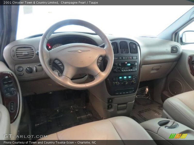 Champagne Pearl / Taupe 2001 Chrysler Town & Country Limited