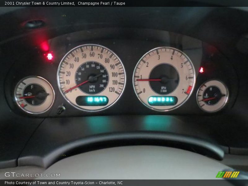 Champagne Pearl / Taupe 2001 Chrysler Town & Country Limited