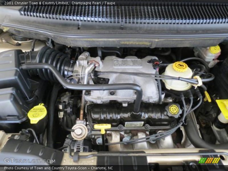 Champagne Pearl / Taupe 2001 Chrysler Town & Country Limited