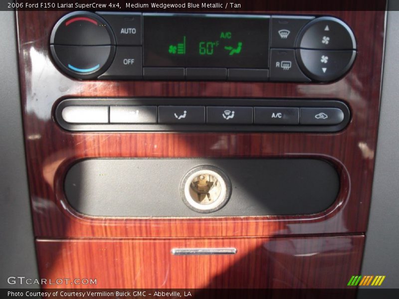 Medium Wedgewood Blue Metallic / Tan 2006 Ford F150 Lariat SuperCrew 4x4