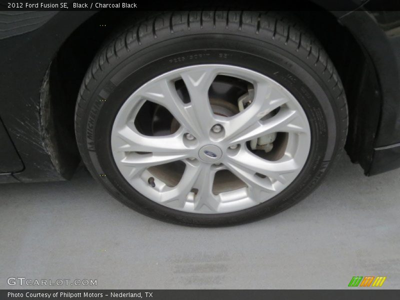 Black / Charcoal Black 2012 Ford Fusion SE