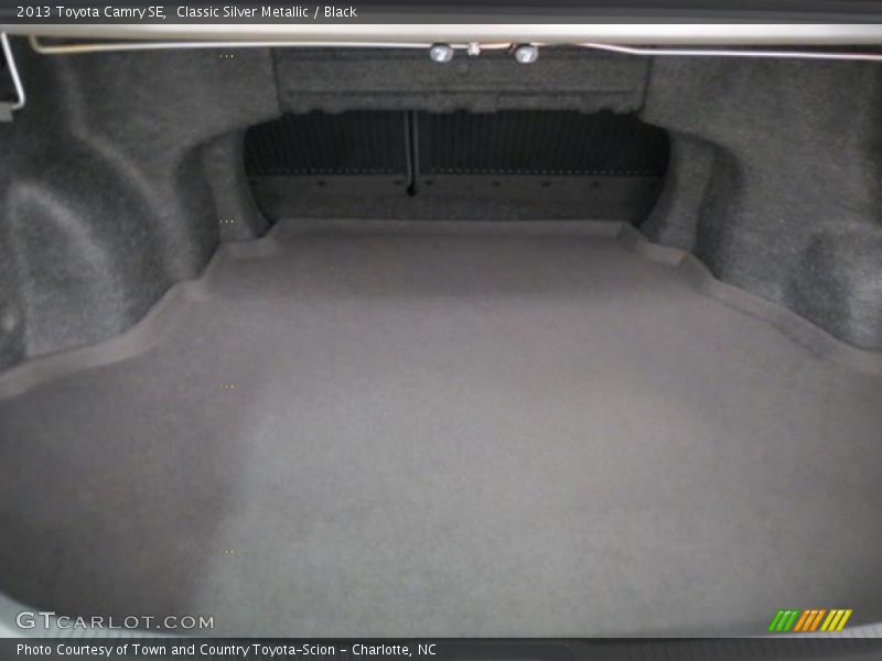 Classic Silver Metallic / Black 2013 Toyota Camry SE