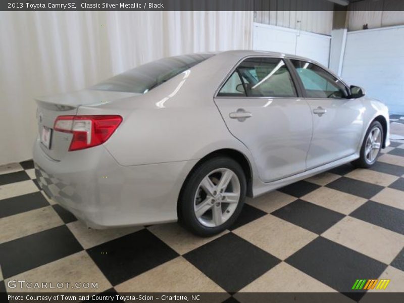 Classic Silver Metallic / Black 2013 Toyota Camry SE