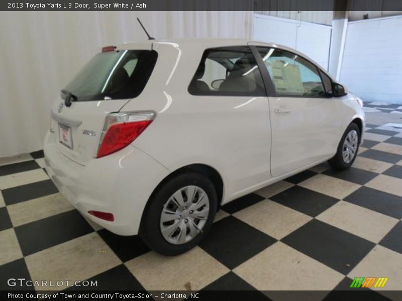 Super White / Ash 2013 Toyota Yaris L 3 Door