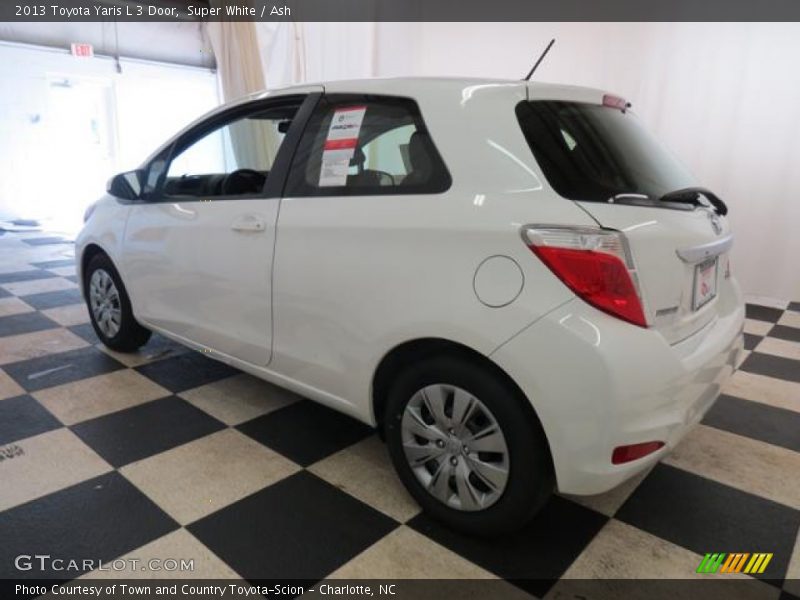 Super White / Ash 2013 Toyota Yaris L 3 Door