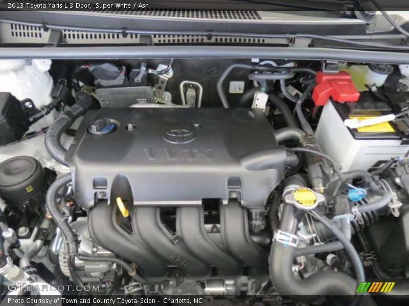 Super White / Ash 2013 Toyota Yaris L 3 Door