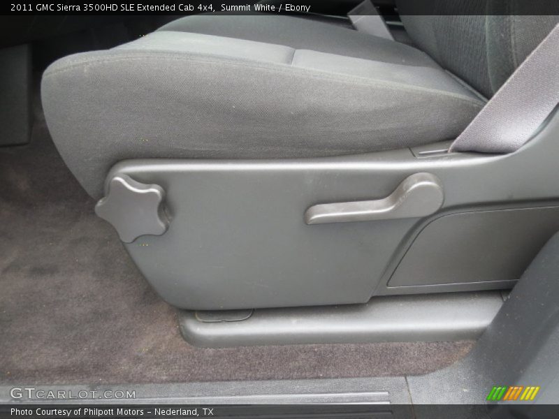 Summit White / Ebony 2011 GMC Sierra 3500HD SLE Extended Cab 4x4