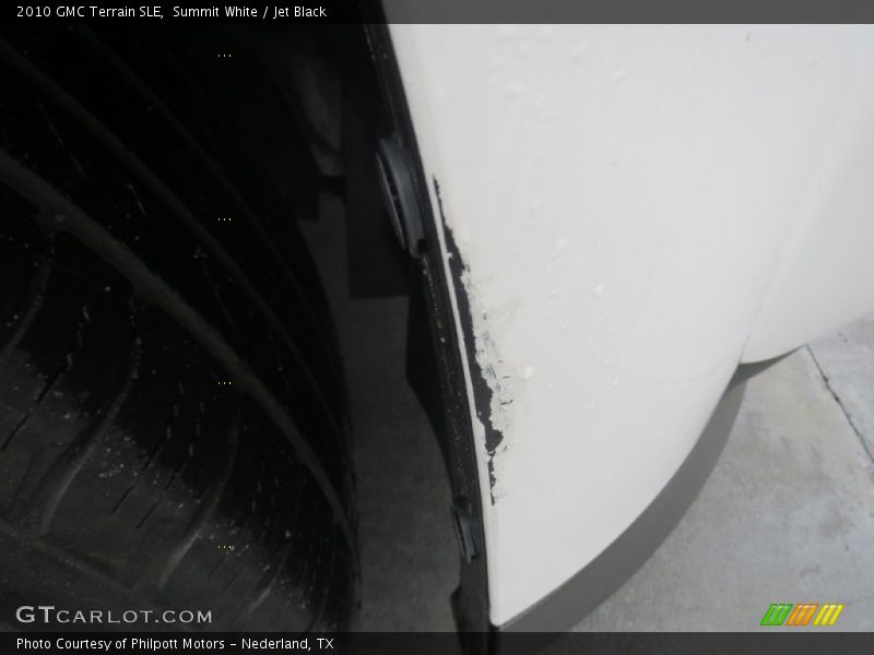 Summit White / Jet Black 2010 GMC Terrain SLE