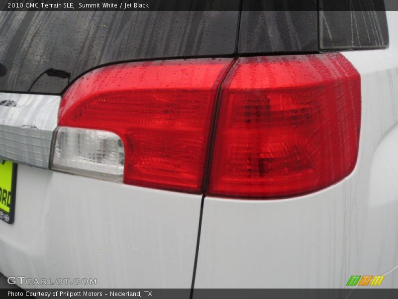 Summit White / Jet Black 2010 GMC Terrain SLE