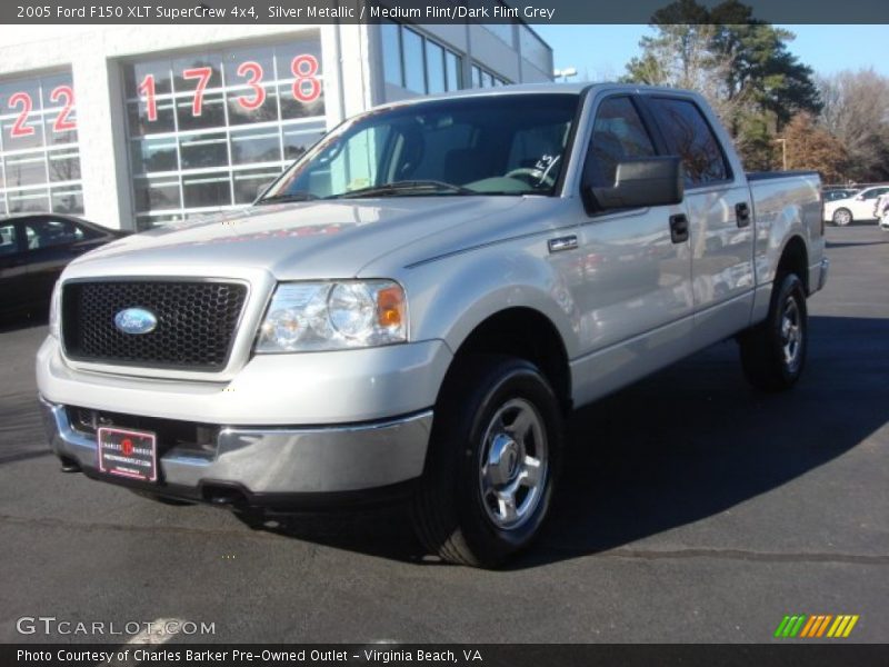 Silver Metallic / Medium Flint/Dark Flint Grey 2005 Ford F150 XLT SuperCrew 4x4