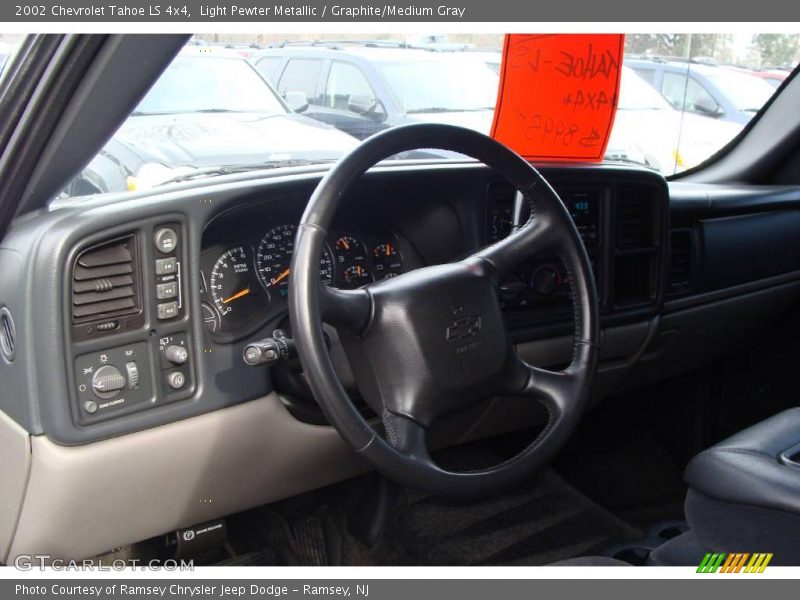 Light Pewter Metallic / Graphite/Medium Gray 2002 Chevrolet Tahoe LS 4x4