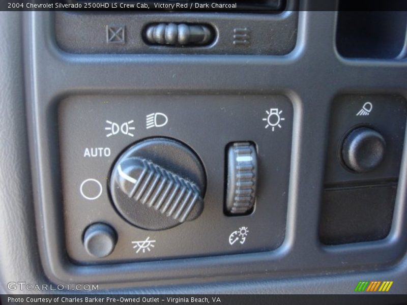 Victory Red / Dark Charcoal 2004 Chevrolet Silverado 2500HD LS Crew Cab