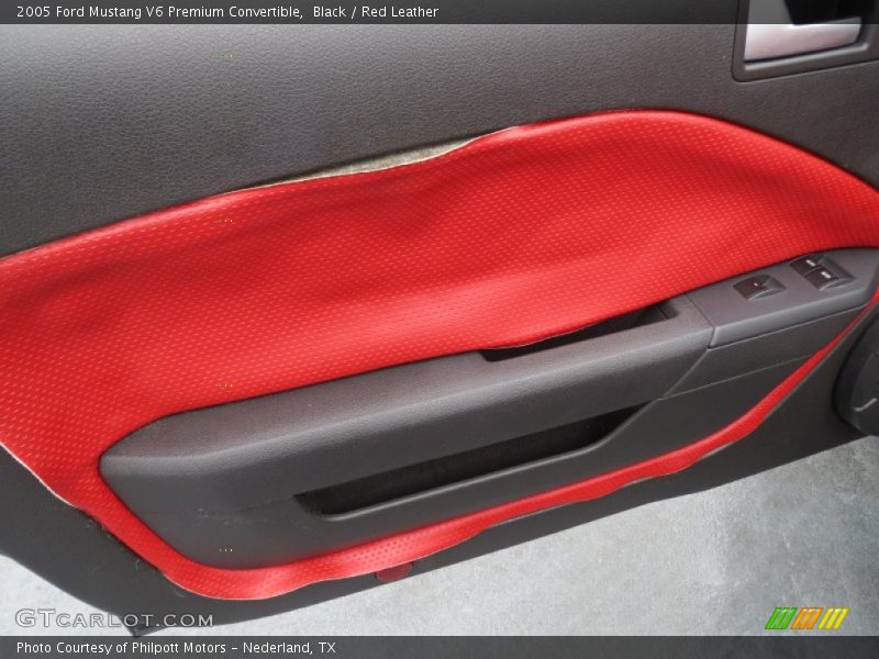 Black / Red Leather 2005 Ford Mustang V6 Premium Convertible