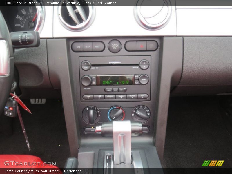 Black / Red Leather 2005 Ford Mustang V6 Premium Convertible