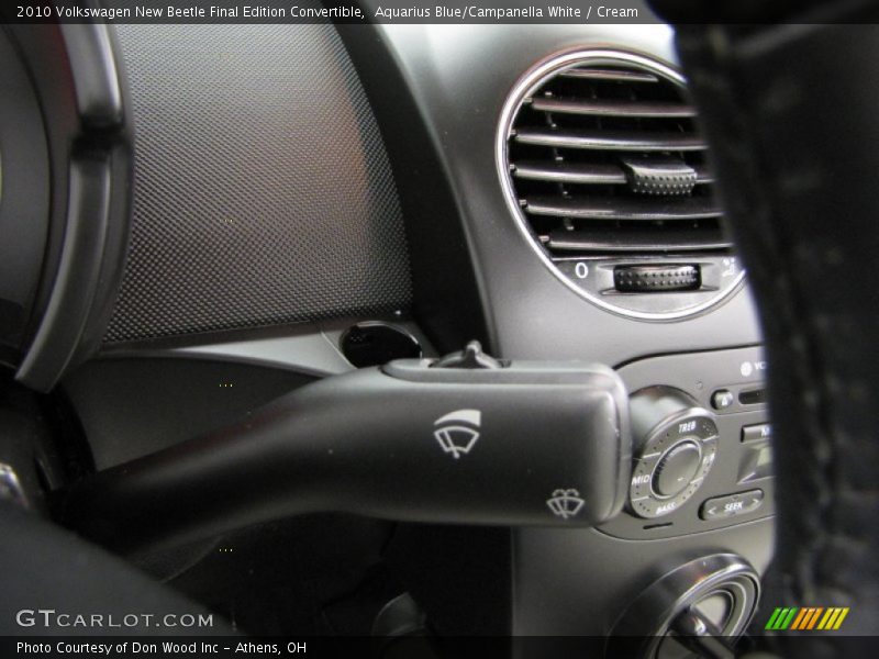 Aquarius Blue/Campanella White / Cream 2010 Volkswagen New Beetle Final Edition Convertible