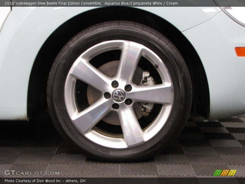 Aquarius Blue/Campanella White / Cream 2010 Volkswagen New Beetle Final Edition Convertible