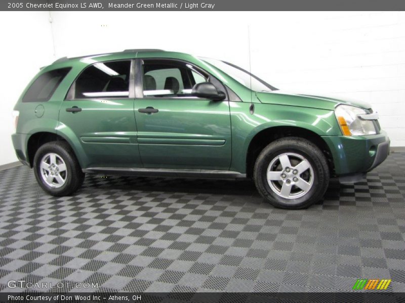Meander Green Metallic / Light Gray 2005 Chevrolet Equinox LS AWD