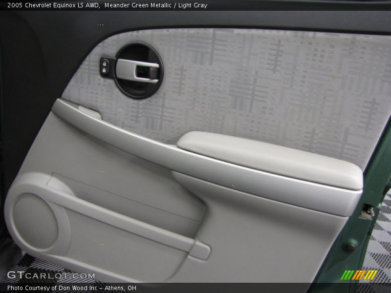 Meander Green Metallic / Light Gray 2005 Chevrolet Equinox LS AWD